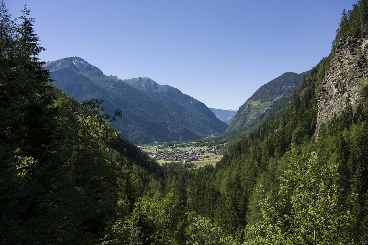 Vivea Hotel Umhausen Im Oetztal Exterior photo
